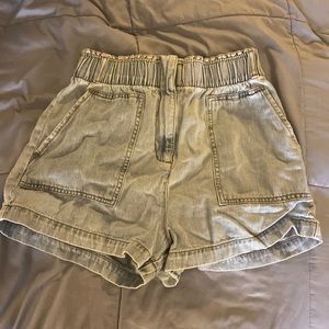 BDG High-Waist Jean Shorts (Size M)